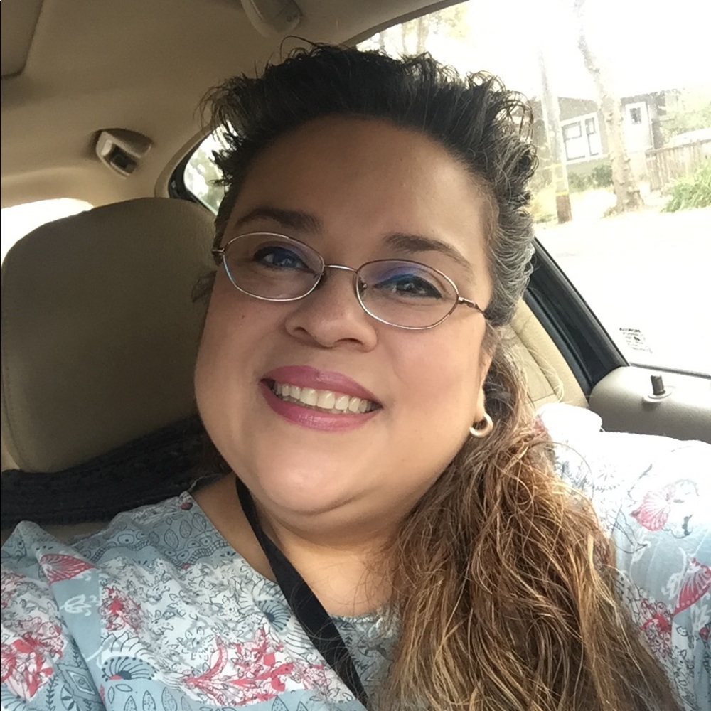 Meet your Posher, Ela